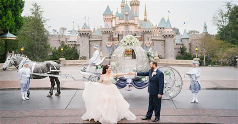 Can You Get Married At Disney World And Disneyland Popsugar Love And Sex
