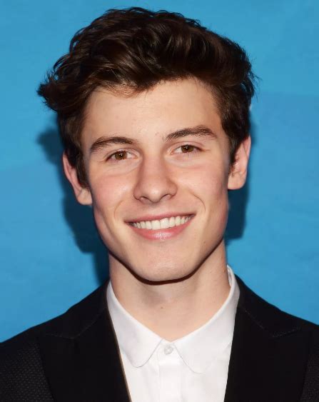 Shawn Mendes Bio Age Net Worth Height Tour Songs Birthday Gay
