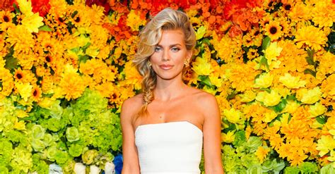 90210 Actress Annalynne Mccord Roasted For Sharing Bizarre Poem To