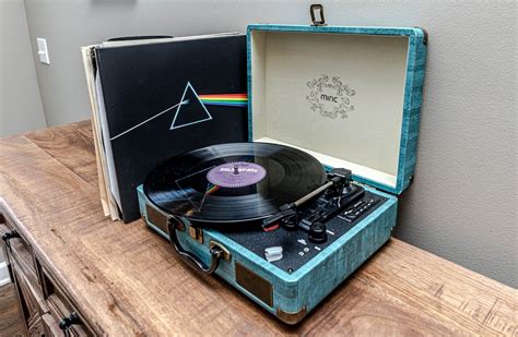 8 Best Turntables Record Players Under 100 Reviews For 2020