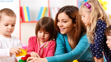 Early Childhood Education Courses Dec Lasalle College Montreal