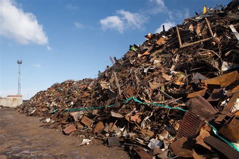 Scrap Metal Heap Stock Image Image Of Recycling Environment 31673097