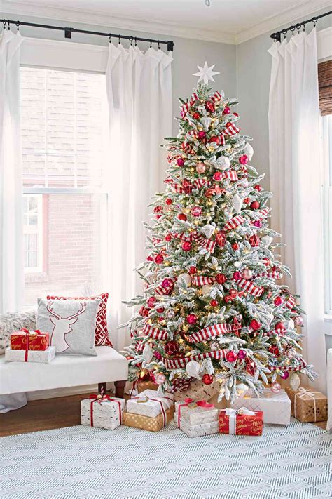 Creative Christmas Tree Themes Better Homes And Gardens