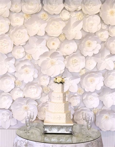 See more ideas about flower template, paper flowers diy, giant paper flowers. 8 Perfect Flower Altar Decorations | Intimate Weddings - Small Wedding Blog - DIY Wedding Ideas ...