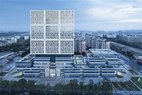 Uad Completes Cube Office Building With Staggered Cubic Volumes And