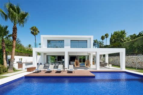 Villa Las Brisas Nueva Andalucia Contemporary Villa Luxurious