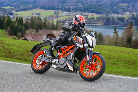 New ktm duke 390 specifications and price in india. New Motorcycle: KTM Duke 390 USA Price, Review and Specs