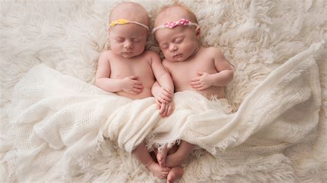 Baby Twins 4k Hd Cute Wallpapers Hd Wallpapers Id 33764
