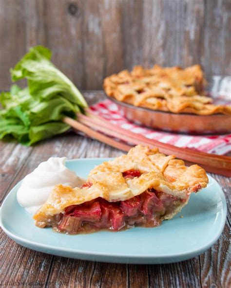 Best Easy Rhubarb Pie Recipe Recipe Rhubarb Recipes Pie Rhubarb Favorite Pie Recipes