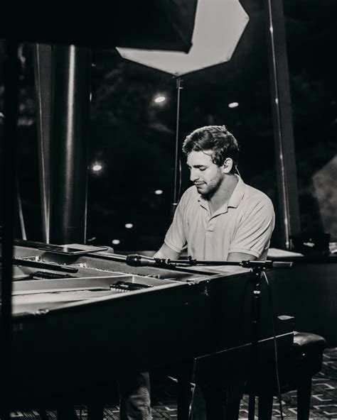 Jason Lux Pianist Seattle SoundBetter