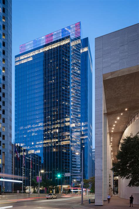 Link your bank of america interest checking® account to your rewards savings account (waiver applies to first 4 savings accounts) or. Bank of America Tower | Ellison Bronze - Custom Crafted ...