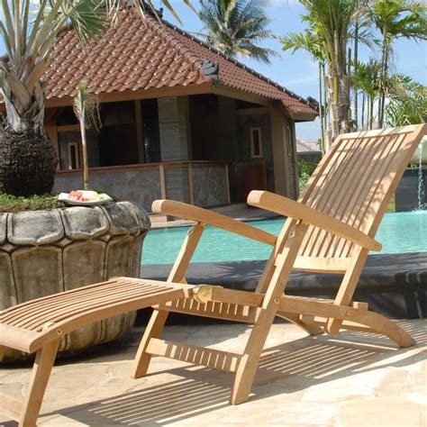 These wooden steamer chairs are handcrafted from the finest teak material to ensure a long lasting and durable finish. Teak Steamer Chair - Liberty Outdoor Steamer Chair - Teak ...