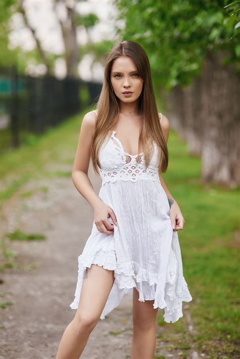Sergey Yakubitskiy Women Brunette Long Hair Straight Hair Makeup Looking At Viewer Dress White