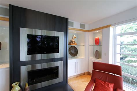 Black Steel White Lacquer Sitting Room Remodel