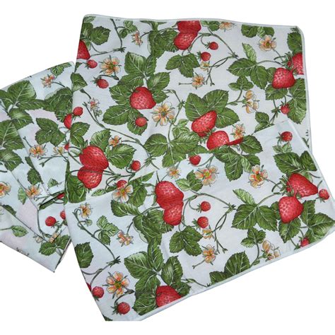 Set of 5 Red Strawberry Patch Fabric Dinner Napkins : Kitsch & Couture | Ruby Lane