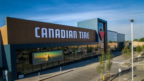Biggest Canadian Tire store features more than 100 digital signs - Sign Media