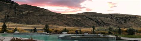 Yellowstone Hot Springs Rv Park And Campground Gardiner Montana
