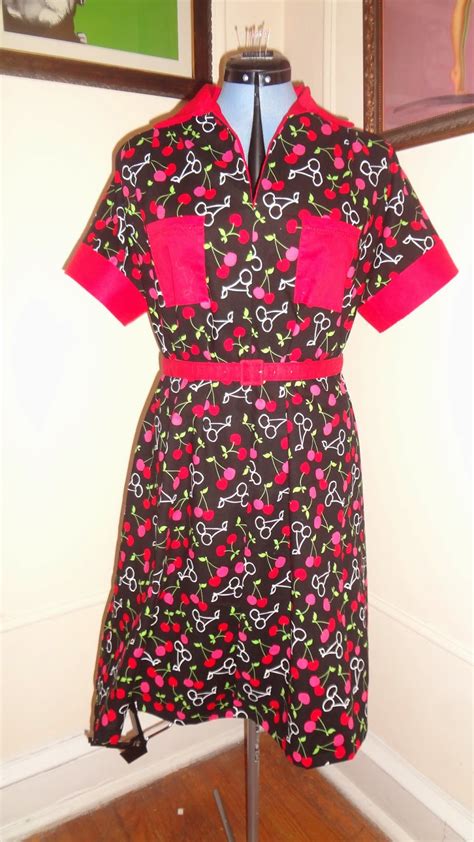 Snapped Garters Dress 24 Simplicity 7583 1976