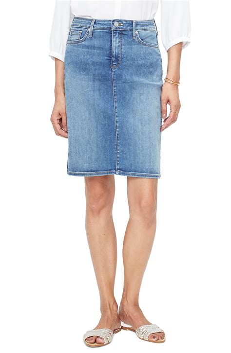Why Denim Pencil Skirts Are Exactly What You Need