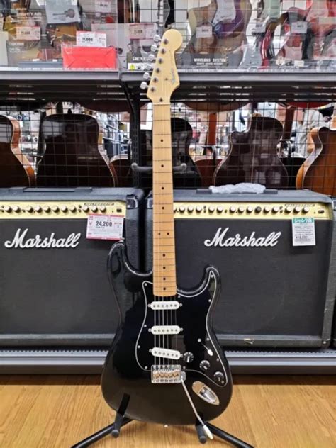 Fender Japan Stratocaster 1993 1994 Electric Guitar Made In Japan