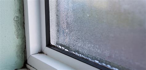 ¿tienes la sensación de vivir en la calle? Como aislar ventanas correderas del frío, del calor o del ...