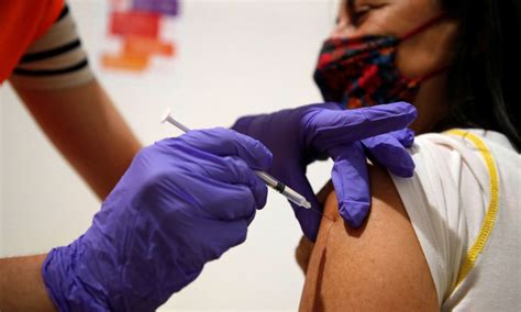Anyway, are the majority of daily mail readers right to be so enthusiastic about vaccination? WHO cảnh báo không tiêm trộn vaccine Covid-19 - Báo Hà ...