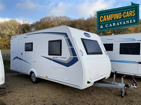 The i486 was introduced in 1989 and was the first tightly pipelined x86 design as well as the first x86 chip to use more than a million transistors. CARAVELAIR ANTARES STYLE 486 FAMILY - Camping Cars de l'Ouest