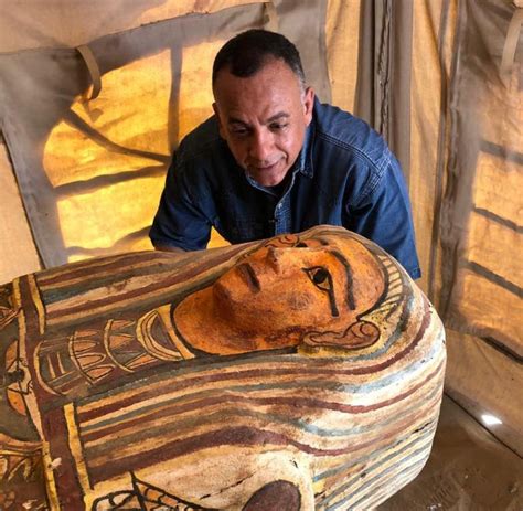 Ägyptologie: 27 intakte Sarkophage entdeckt - WELT