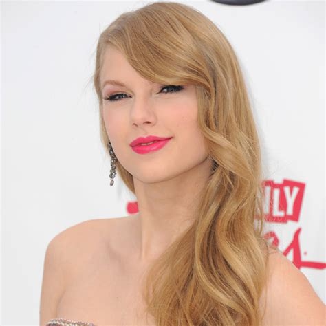 Pink Lipstick Taylor Swift Fanpop