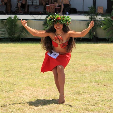 Polynesian Girls Polynesian Dance Polynesian Culture Tahitian