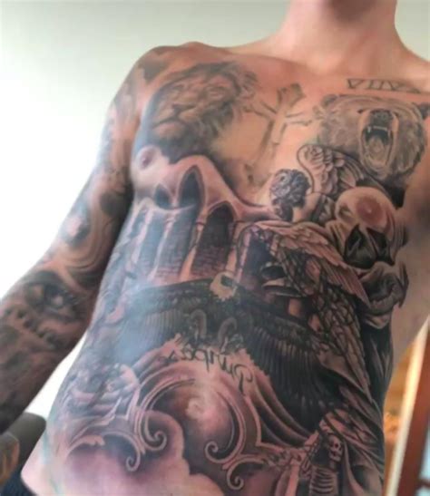 Lets Investigate What The Hell Justin Biebers New Massive Tattoo Is