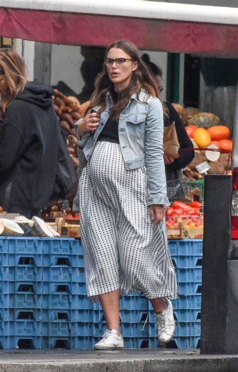 Pregnant Keira Knightley Spotted As She Steps Out In London 10 Gotceleb