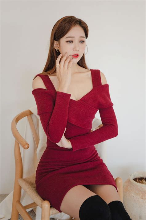 Colorful Fashion Jennifer Tights Dresses With Sleeves Long Sleeve