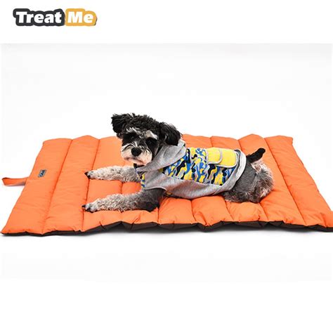 Outdoor Dog Mat Waterproof Pet Bed Portable Pet House Soft Comfortable