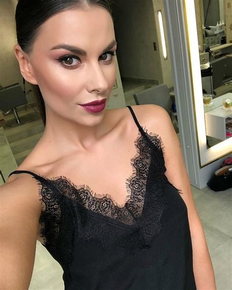 Miss Polonia Agata Biernat Wystartuje W Konkursie Miss World Vivapl