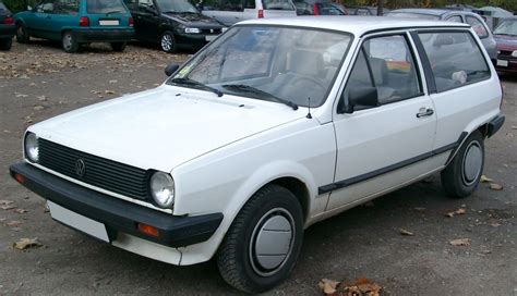 Anden generation, 86c, blev introduceret i 1981 og færdig produktion i 1994. Volkswagen Polo