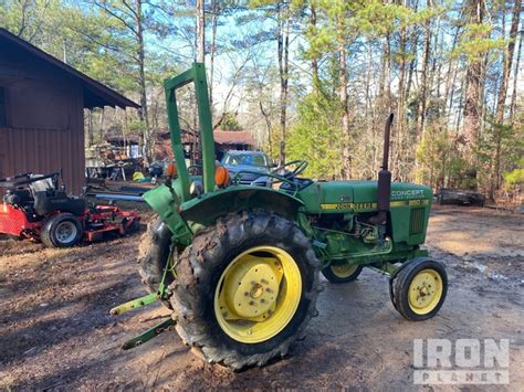 1987 John Deere 850 2wd Tractor In Apison Tennessee United States