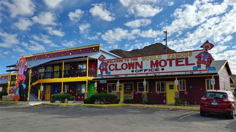 The Clown Motel Usas Most Terrifying Accommodation
