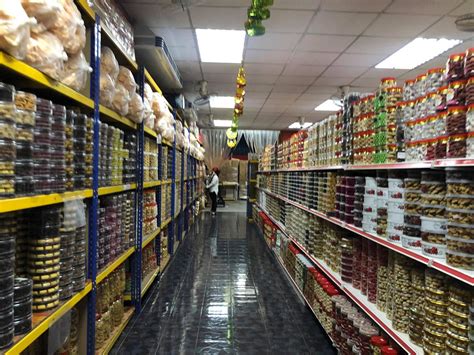 Kedai kami terletak di kampung parit lapis baru 86400 mukim 8 parit raja batu pahat johor darul takzim di jalan parit botak. PEMBORONG KEREPEK DAN BISKUT RAYA DI KRIPEKS SDN BHD ...