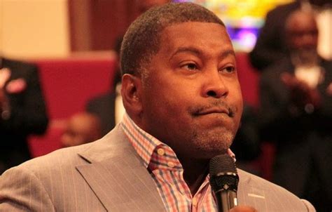 Pastor E Dewey Smith Jr Addresses Scandals In Churches But Is He
