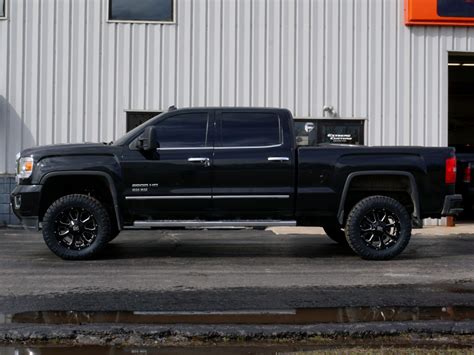 2015 Gmc Sierra 2500 Hd 20x9 Xd Series Wheels 29560r20 Nitto Tires