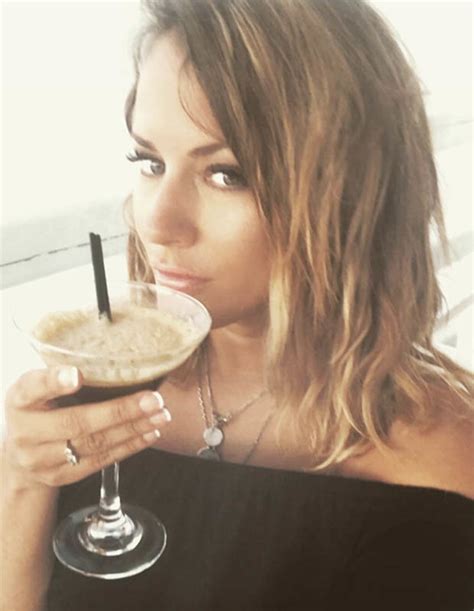 Caroline Flack Engaged Love Island Hosts Hot Instagram Reveal Wows Daily Star