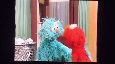 Elmo And Rositas Hugs Youtube