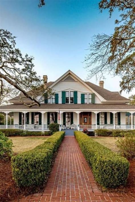 1896 Victorian For Sale In Gautier Mississippi — Captivating Houses In