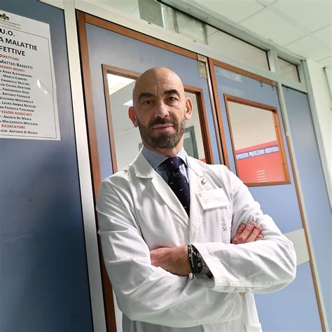Jun 04, 2021 · oltretutto, ricorda bassetti, tutti gli studi ci stanno dicendo che mischiando insieme i vaccini, ovvero quelli a mrna con quelli a vettore virale, o mettendo la seconda dose un po' più in là. Bassetti: "Positivi al coronavirus sono portatori sani non ...