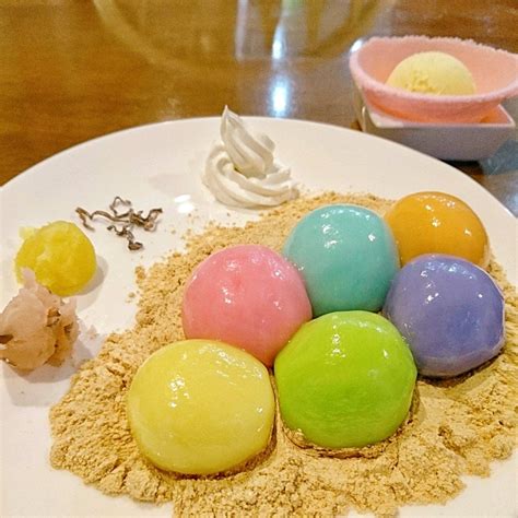 Shiratamahot And Colorful Shiratama Rice Cake Balls Asian Desserts