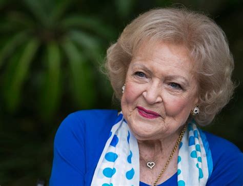 Betty White Heres How The Golden Girls Icon Is Celebrating Her 99th