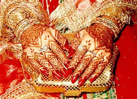 14 Traditional Bridal Mehndi Designs Indian Wedding Henna Designs