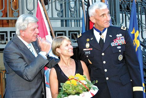 Usareur Commander Awarded Hessian Order Of Merit Article The United