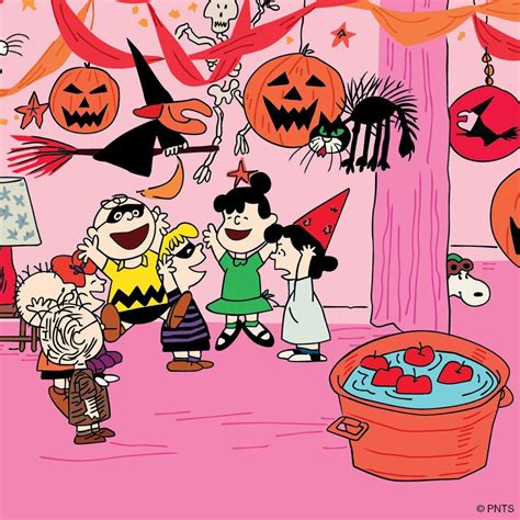 Peanuts On Twitter Charlie Brown Halloween Charlie Brown Cartoon